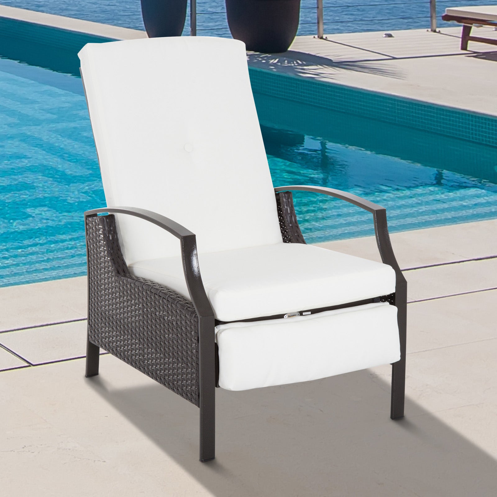 Outdoor Reclining Lounge Chair