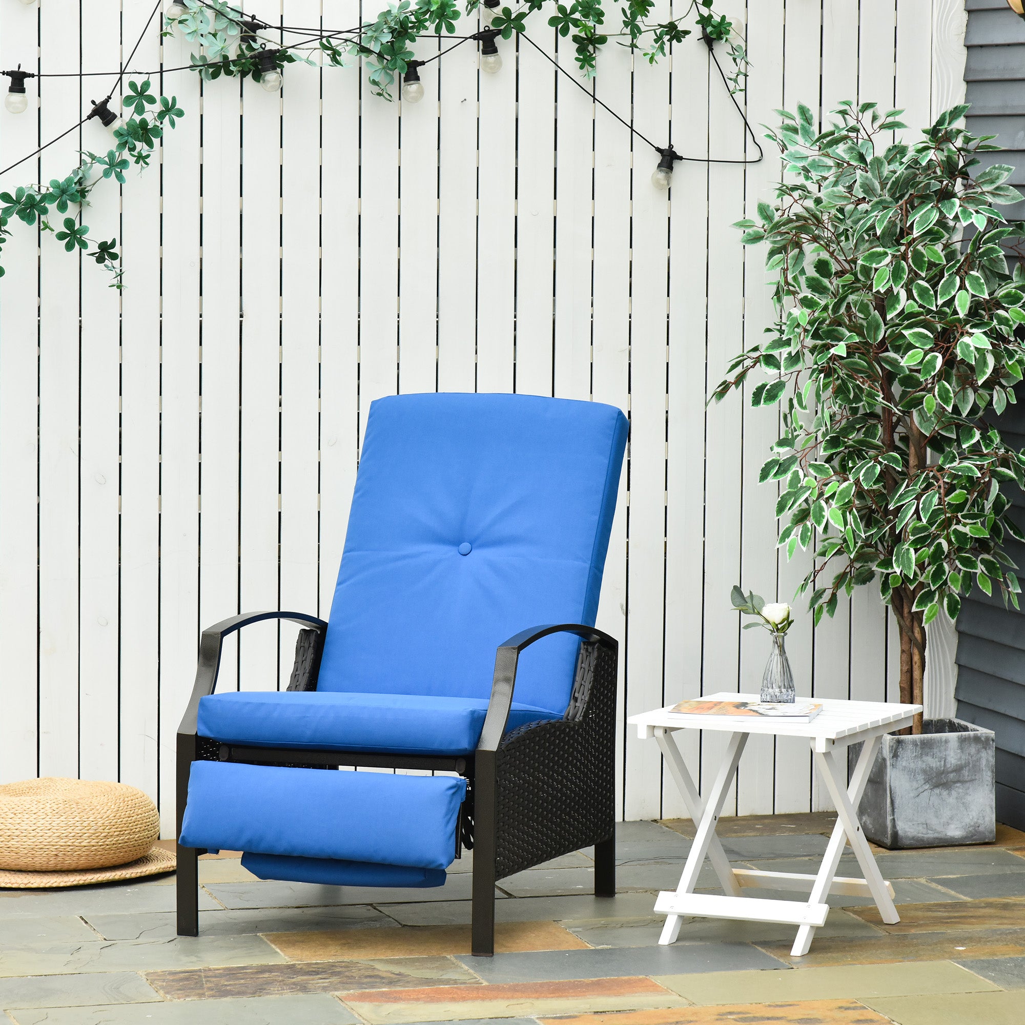 Outdoor Reclining Lounge Chair