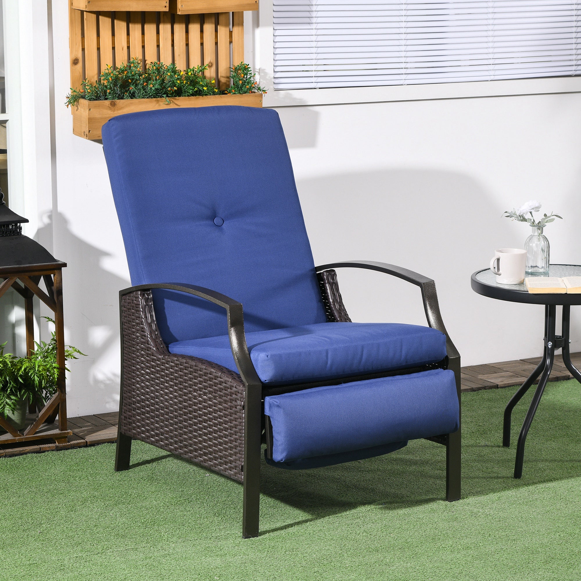 Outdoor Reclining Lounge Chair